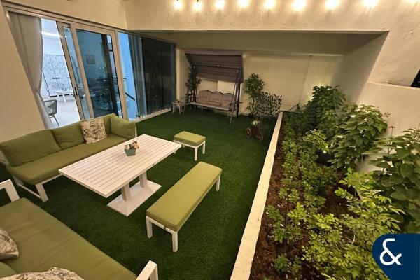 2 Bedroom Duplex Penthouse | Villa View